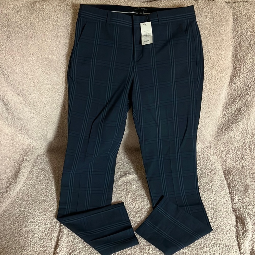 BANANA republic pin stripped pants - Picture 2 of 6